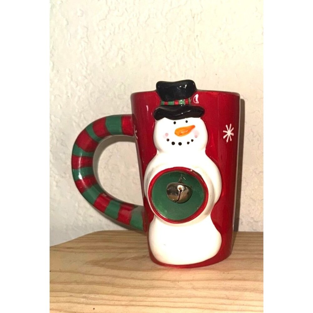 Holiday 2021 Ceramic Mugs With Snowman Design